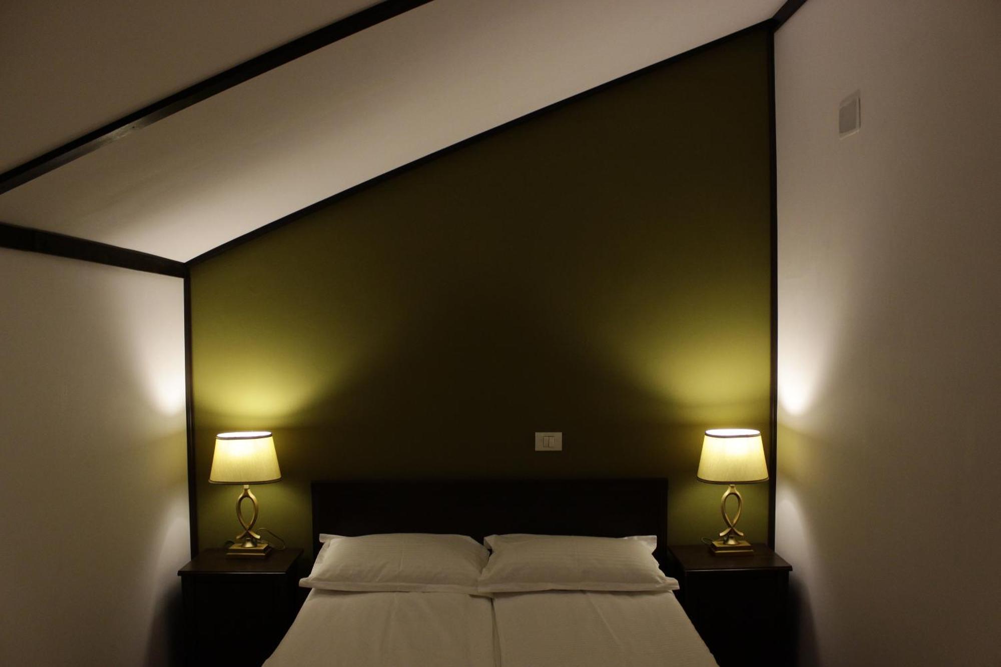 La Livada Bed & Breakfast Otopeni Bilik gambar
