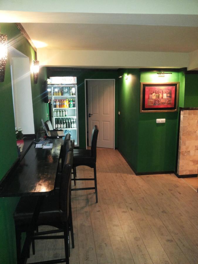 La Livada Bed & Breakfast Otopeni Luaran gambar